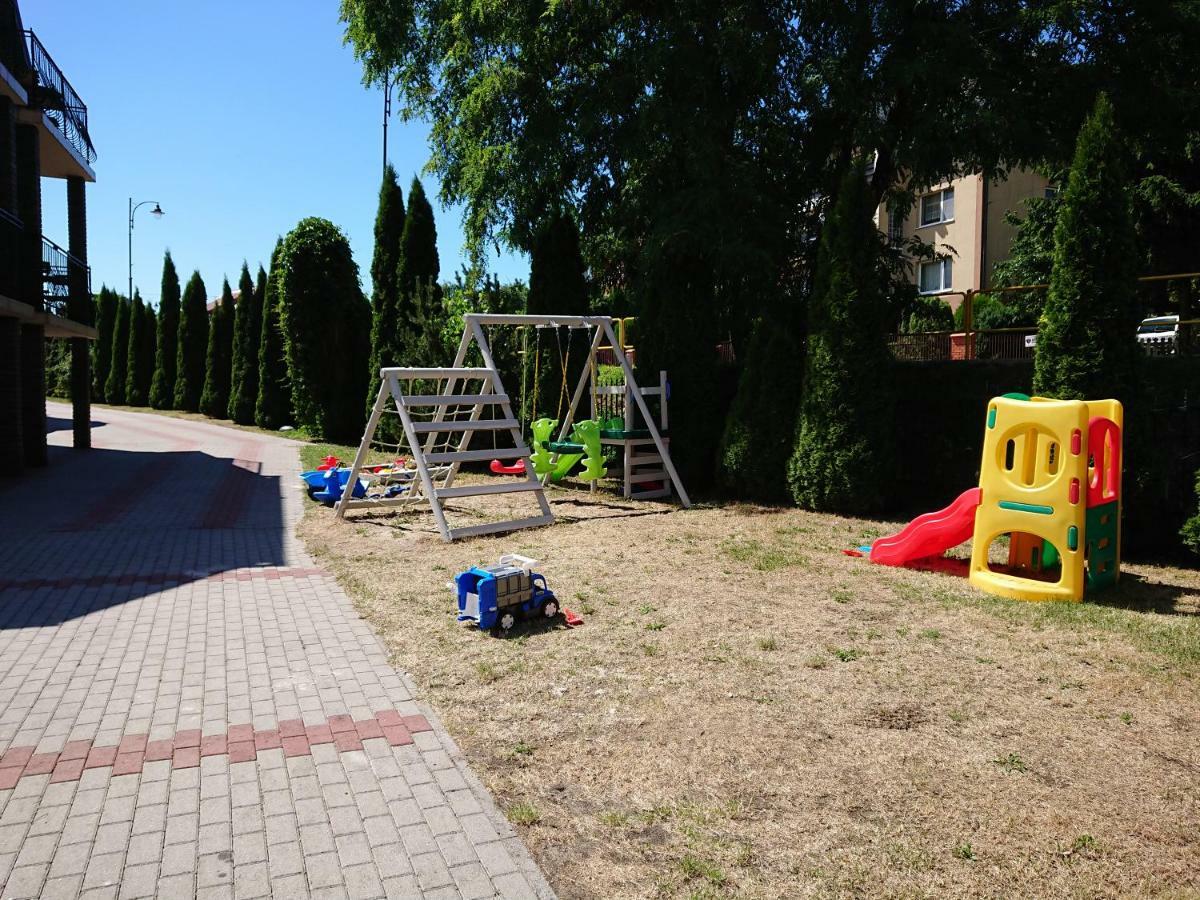 Grodzisko Pokoje Do Wynajecia Krynica Morska Exterior photo